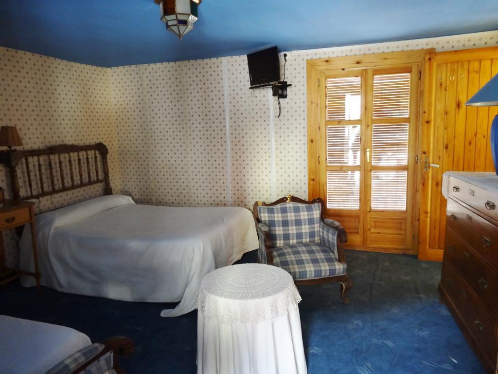 Отель Hostal Casa Laplaza Сан-Хуан-де-План Номер фото